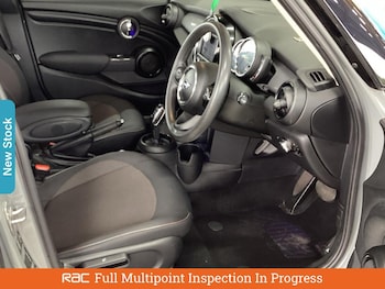 Used MINI Hatch 2020 for sale - 76274790: Photo 3