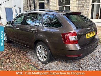 Used Skoda Octavia 2019 for sale - 76065235: Photo