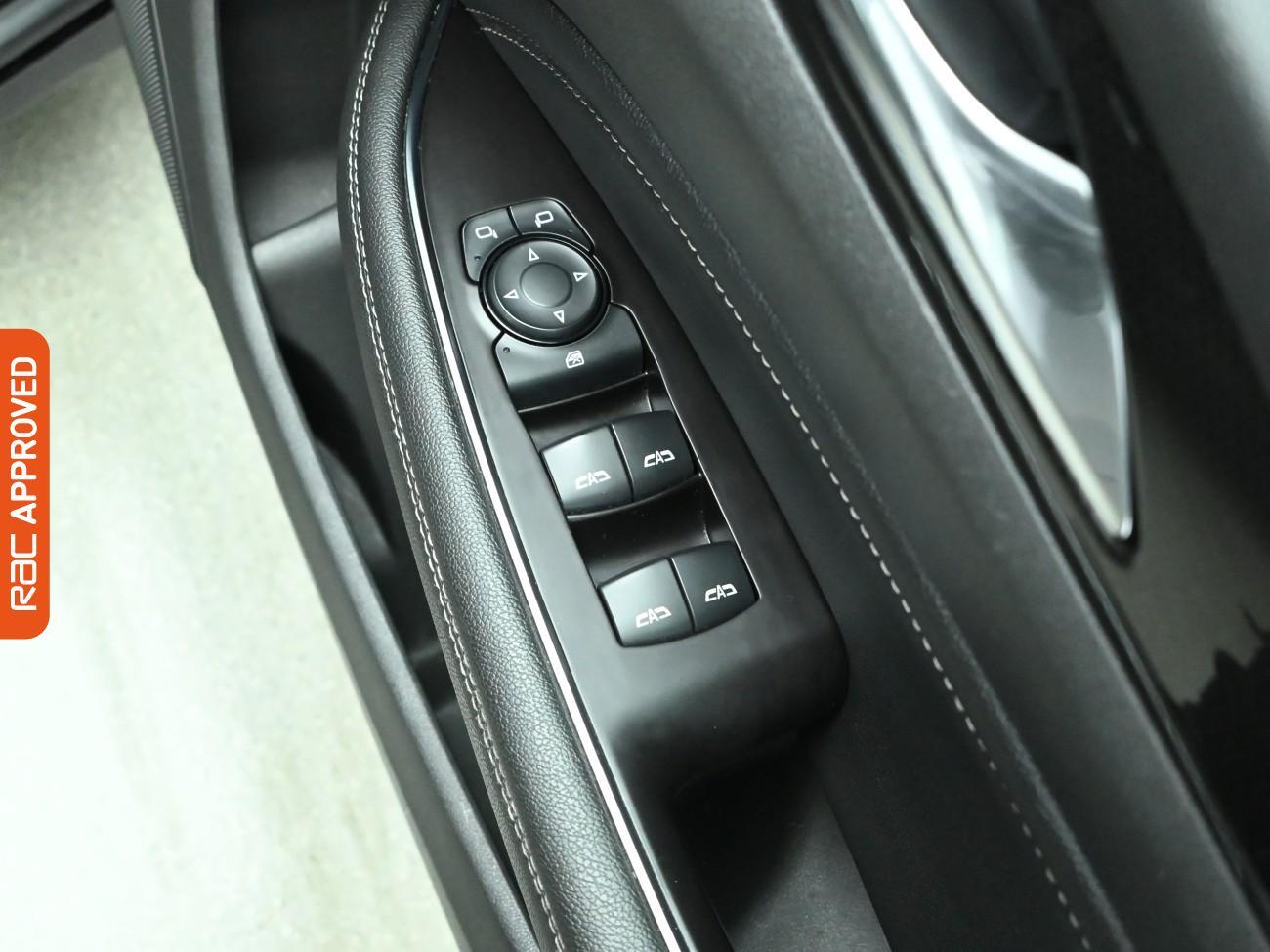 Used Vauxhall Insignia 2018 for sale - 76529271: Photo 25