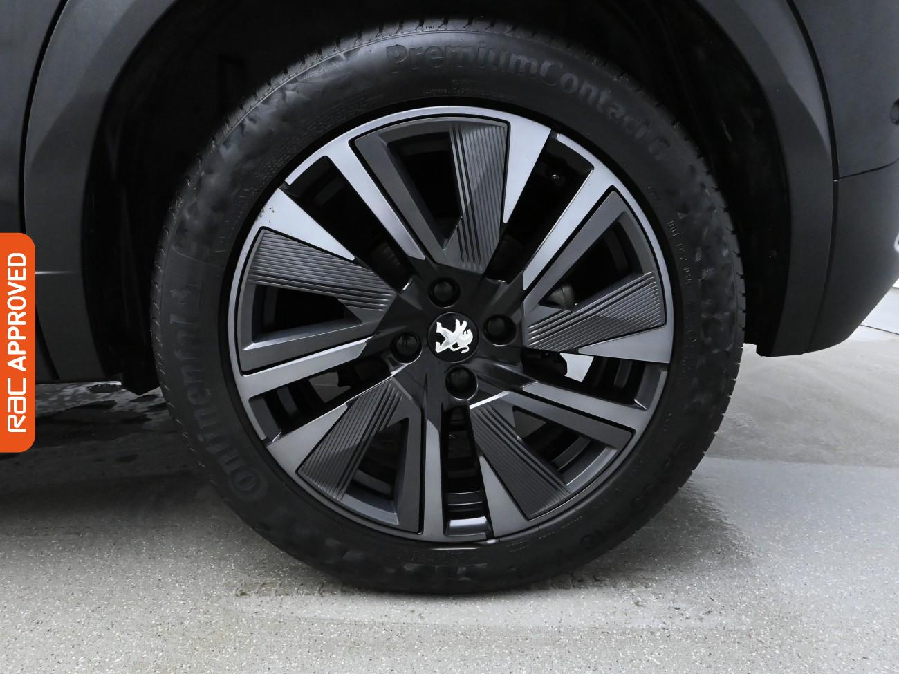 Used Peugeot E-2008 2021 for sale - 77458842: Photo 13