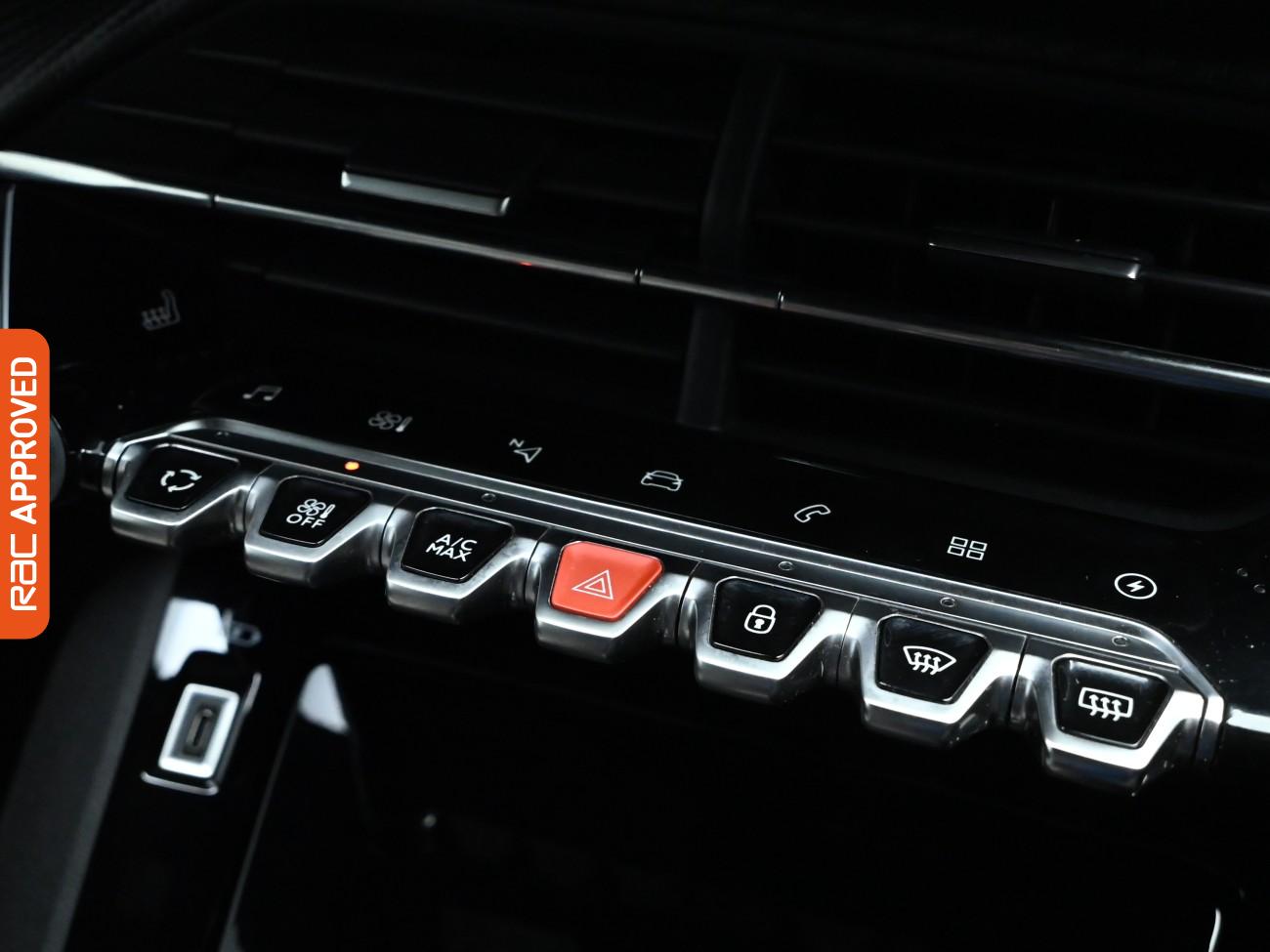 Used Peugeot E-2008 2021 for sale - 77458842: Photo 15