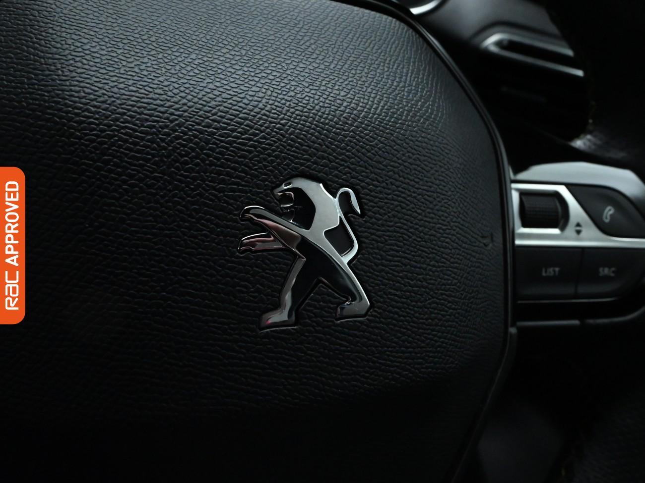 Used Peugeot E-2008 2021 for sale - 77458842: Photo 26