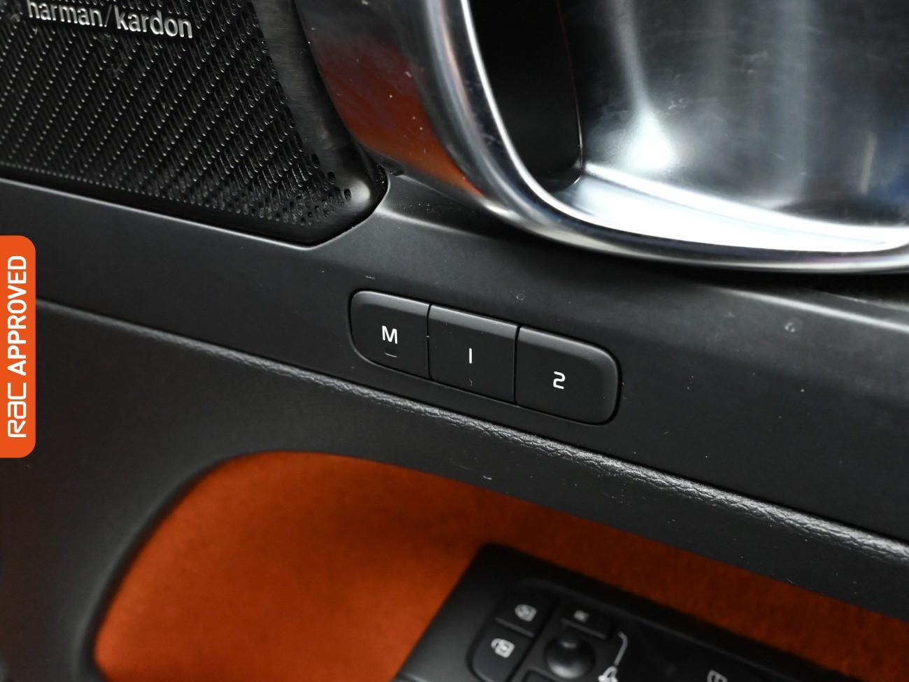 Used Volvo XC40 2020 for sale - 76705479: Photo 17