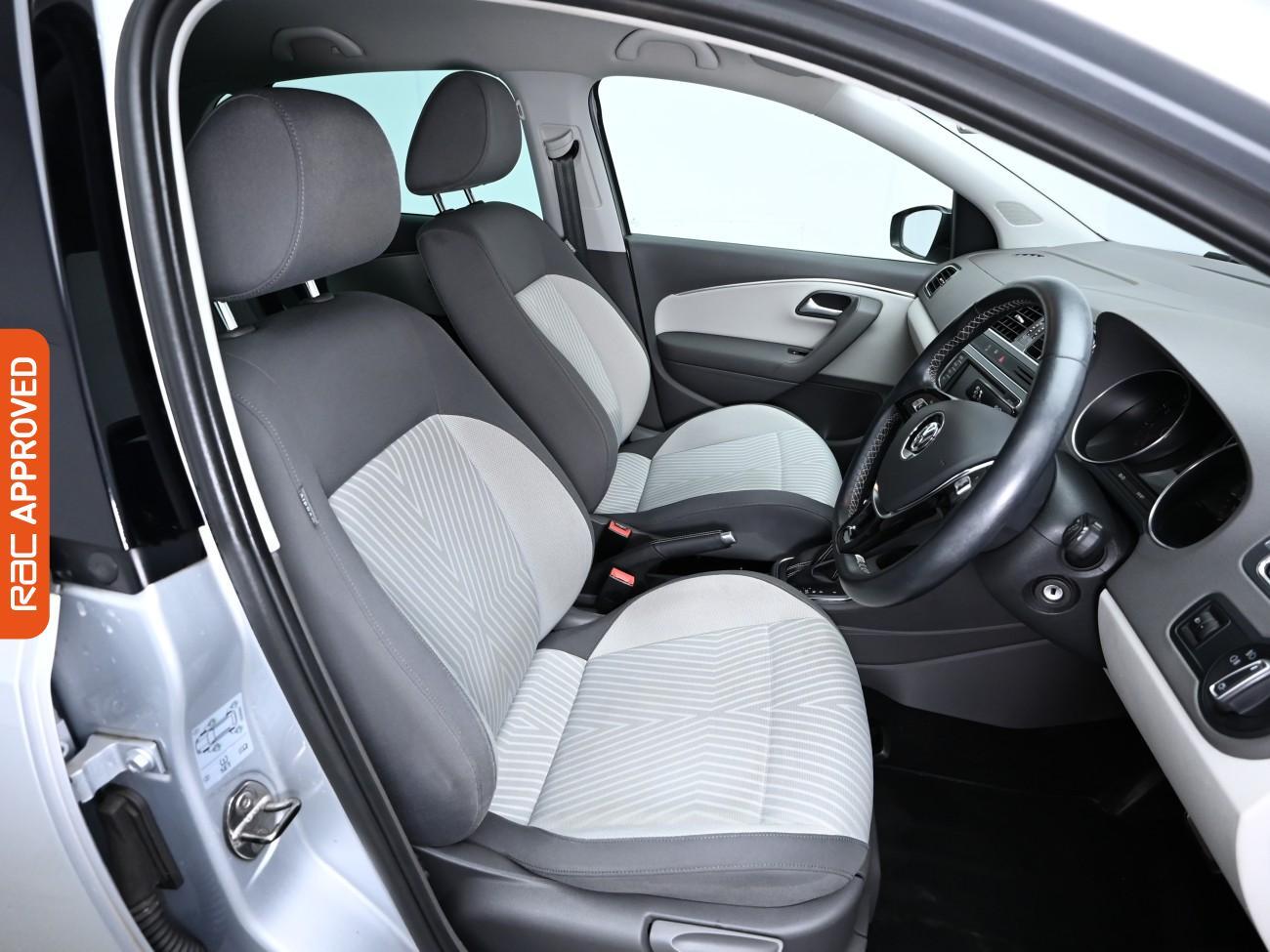 Used Volkswagen Polo 2015 for sale - 77620550: Photo 11