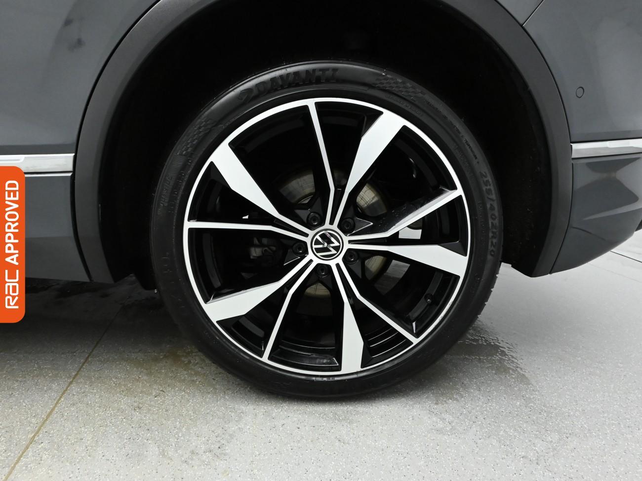 Used Volkswagen Tiguan 2020 for sale - 77432075: Photo 29