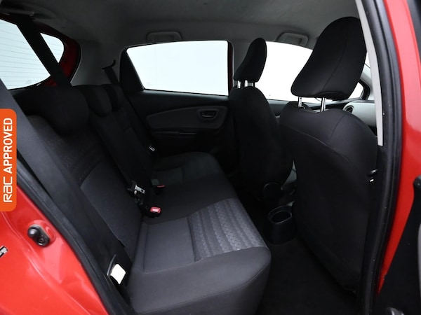Used Toyota Yaris 2017 for sale - 76192272: Photo 13