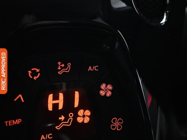 Used Toyota AYGO 2017 for sale - 76264011: Photo 17