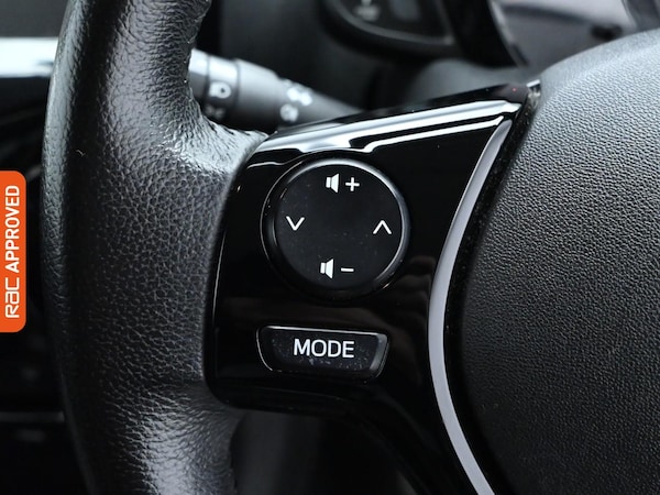 Used Toyota AYGO 2017 for sale - 76264011: Photo 21