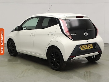 Used Toyota AYGO 2017 for sale - 76264011: Photo