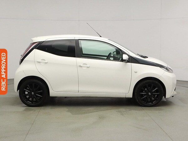 Used Toyota AYGO 2017 for sale - 76264011: Photo 6