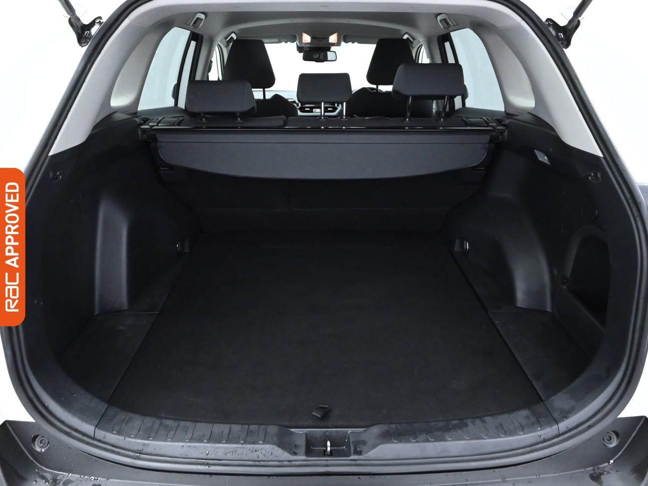 Used Toyota RAV4 2021 for sale - 76429152: Photo 13