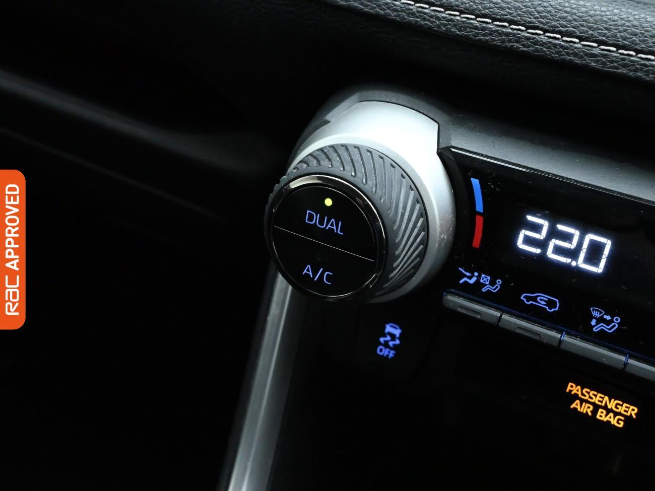 Used Toyota RAV4 2021 for sale - 76429152: Photo 16