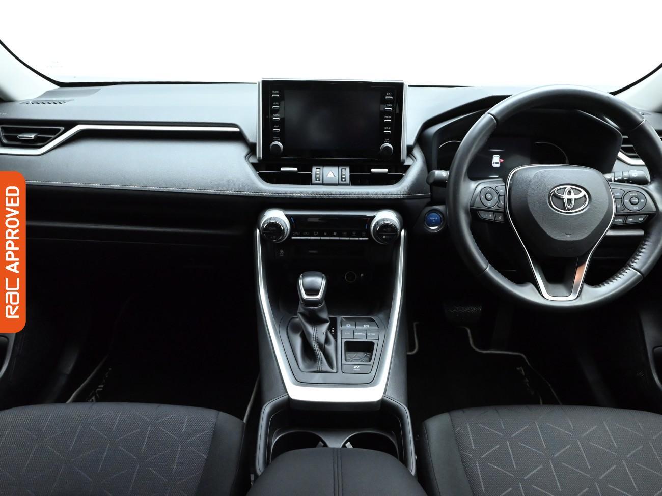 Used Toyota RAV4 2021 for sale - 76429152: Photo 2