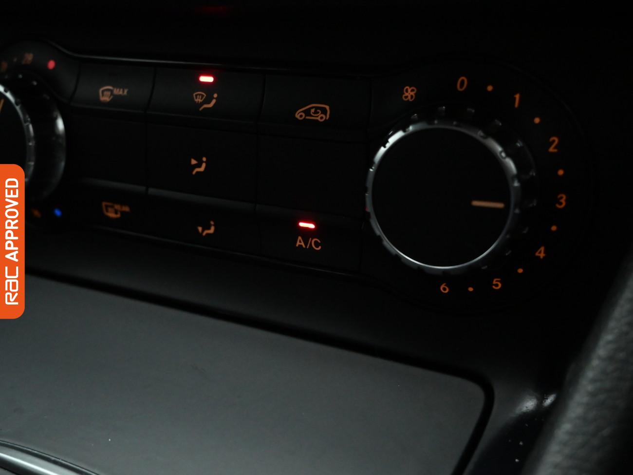 Used Mercedes-Benz A-Class 2015 for sale - 76673007: Photo 19