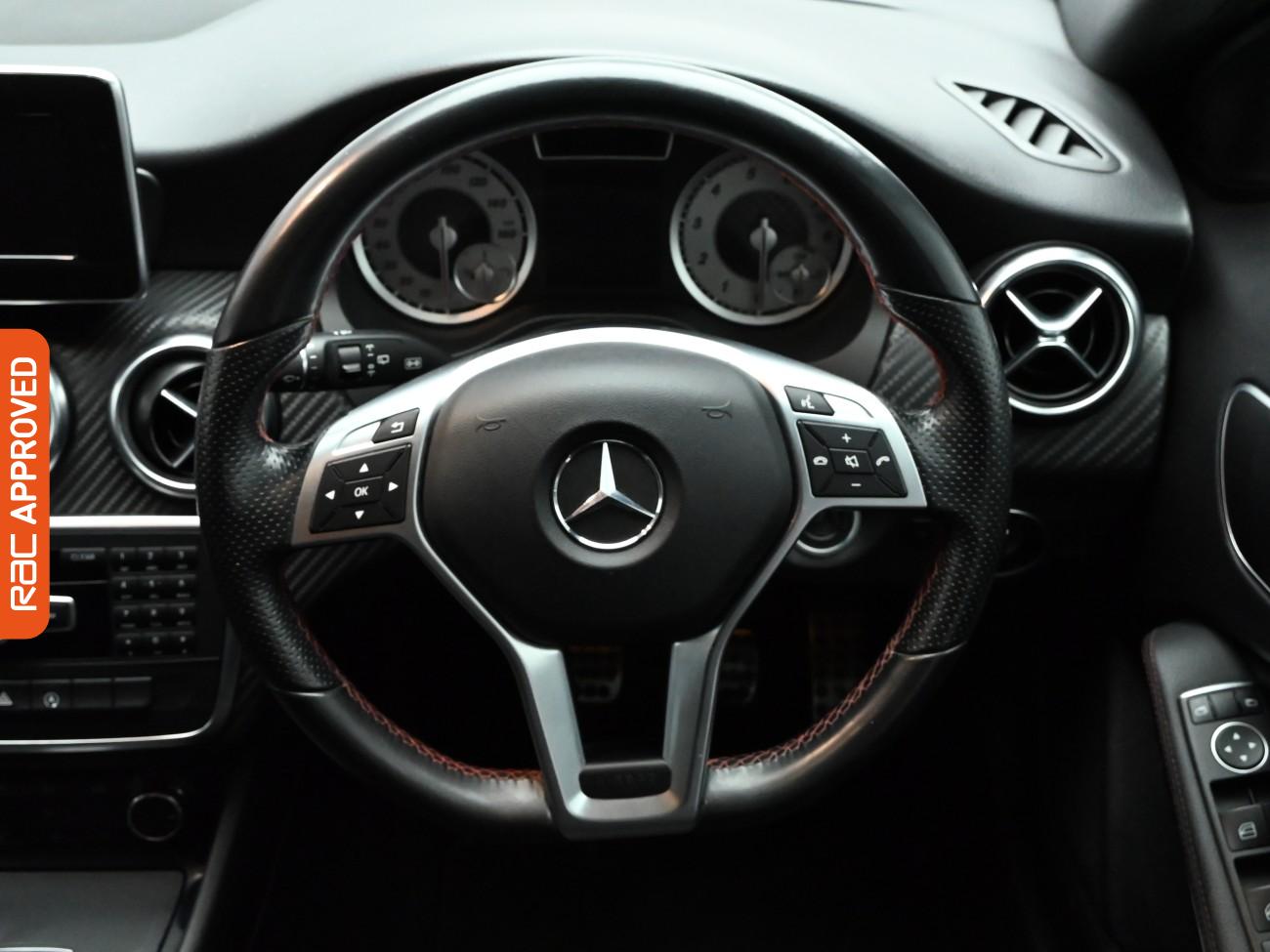 Used Mercedes-Benz A-Class 2015 for sale - 76673007: Photo 9