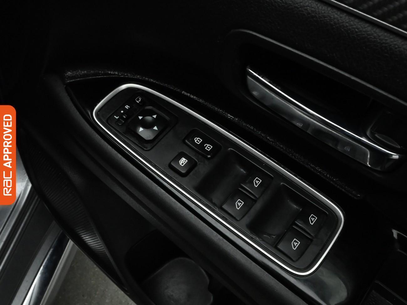 Used Mitsubishi Outlander 2018 for sale - 77390125: Photo 25