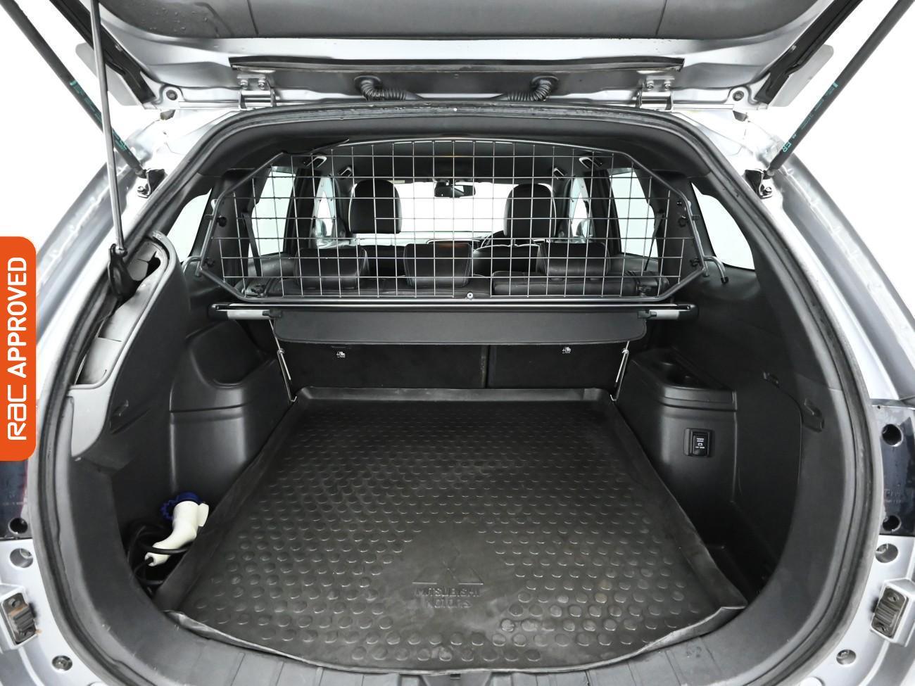 Used Mitsubishi Outlander 2018 for sale - 77390125: Photo 26