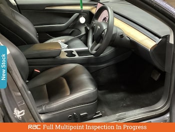 Used Tesla Model 3 2021 for sale - 76272428: Photo 3
