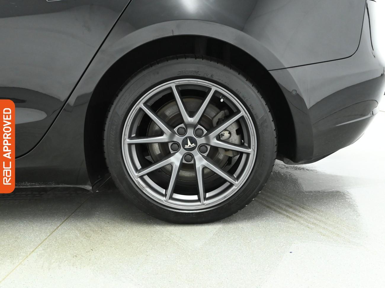 Used Tesla Model 3 2021 for sale - 76629849: Photo 28