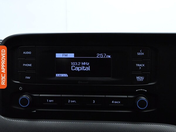 Used Hyundai i10 2022 for sale - 76115210: Photo 16