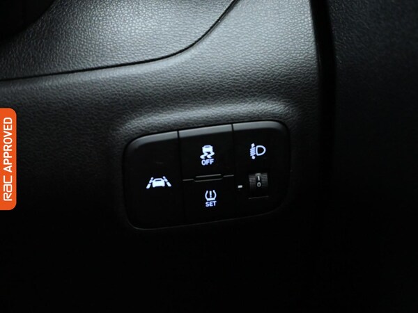 Used Hyundai i10 2022 for sale - 76115210: Photo 17