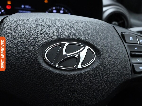Used Hyundai i10 2022 for sale - 76115210: Photo 21
