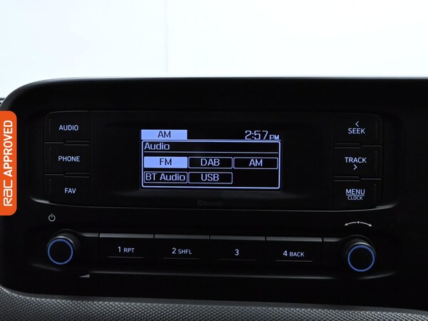 Used Hyundai i10 2022 for sale - 76115210: Photo 3