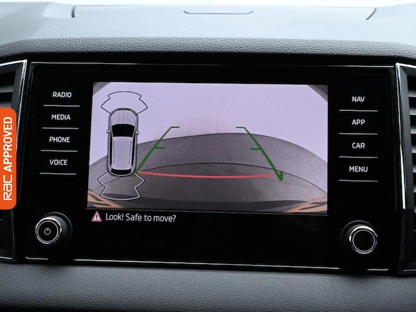 Used Skoda Karoq 2021 for sale - 76148936: Photo 17