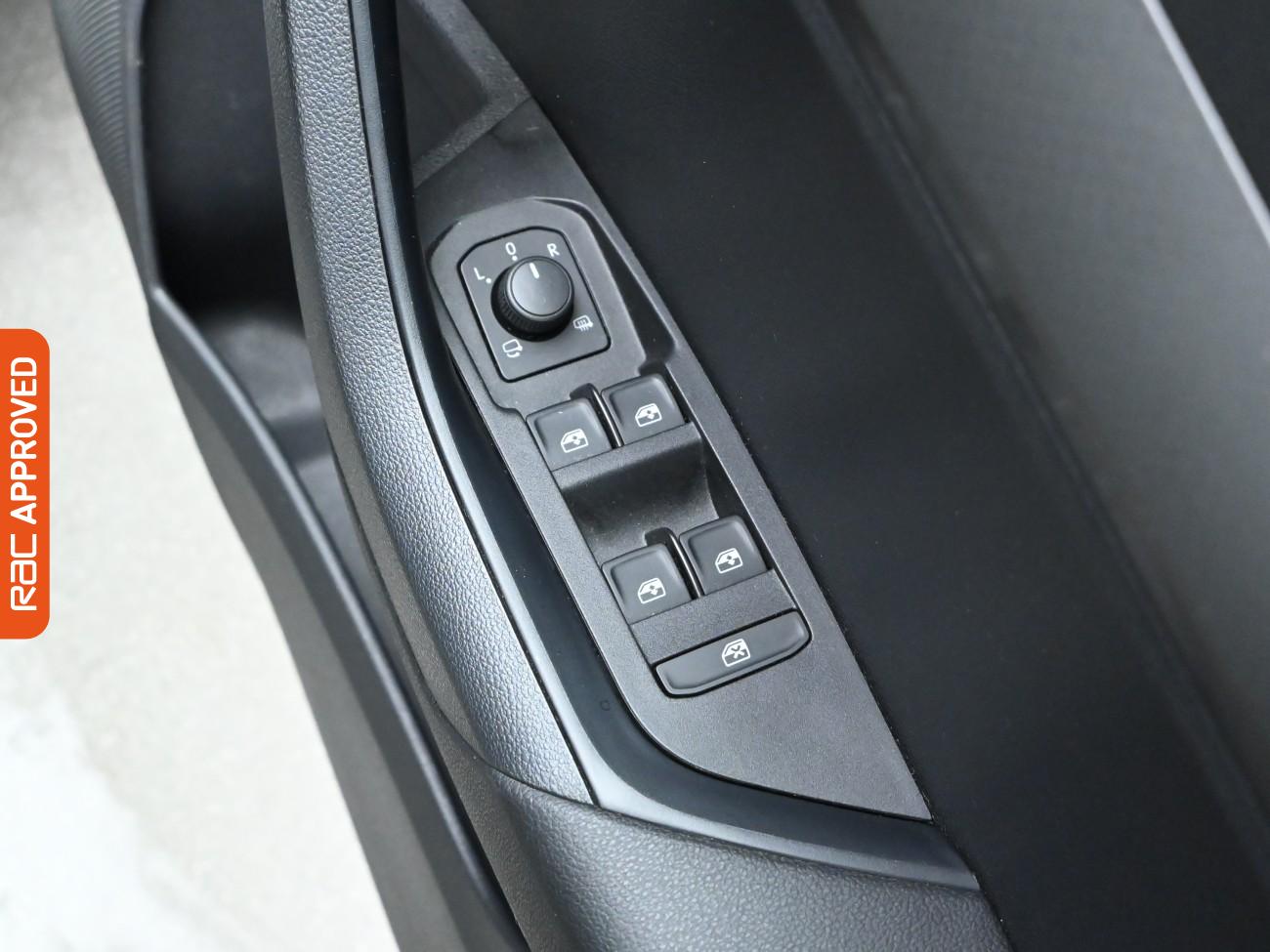 Used Skoda Karoq 2021 for sale - 76148936: Photo 24