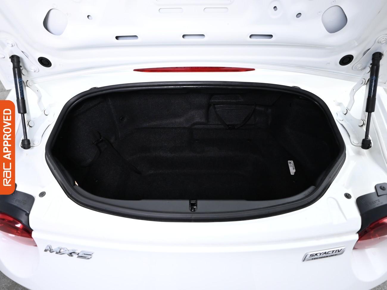 Used Mazda MX-5 2016 for sale - 77535455: Photo 13