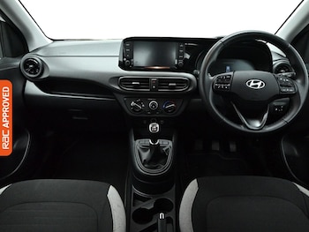 Used Hyundai i10 2024 for sale - 78750213: Photo