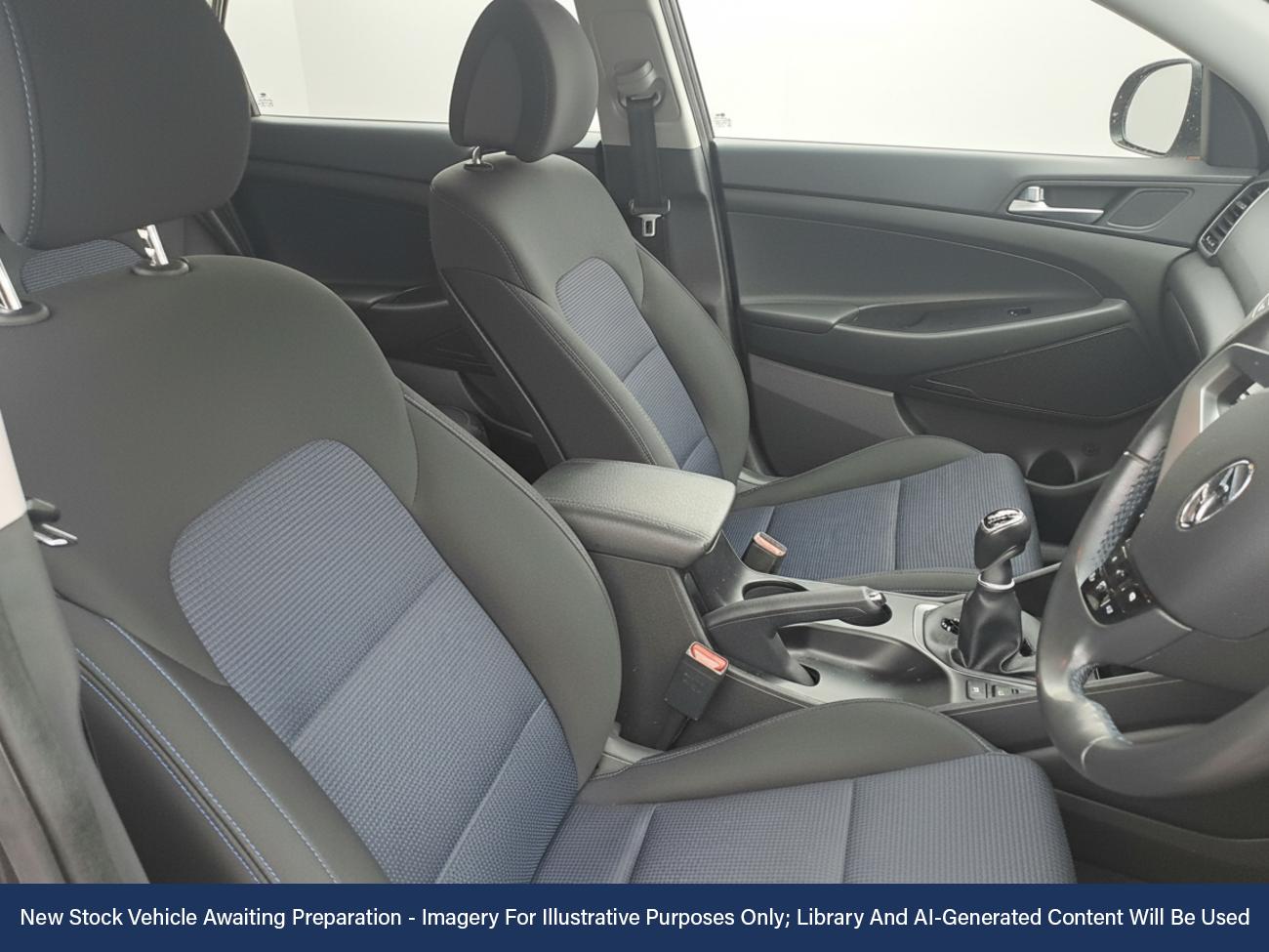 Used Hyundai TUCSON 2018 for sale - 76611882: Photo 3