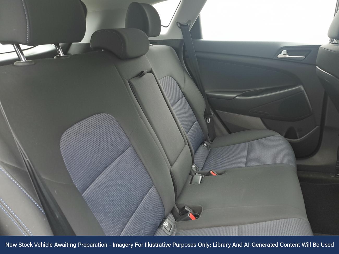 Used Hyundai TUCSON 2018 for sale - 76611882: Photo 4