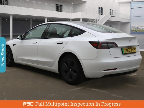 Used Tesla Model 3 2021 for sale - 76298700: Photo 2
