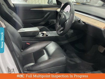 Used Tesla Model 3 2021 for sale - 75924799: Photo