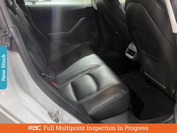 Used Tesla Model 3 2021 for sale - 75924799: Photo