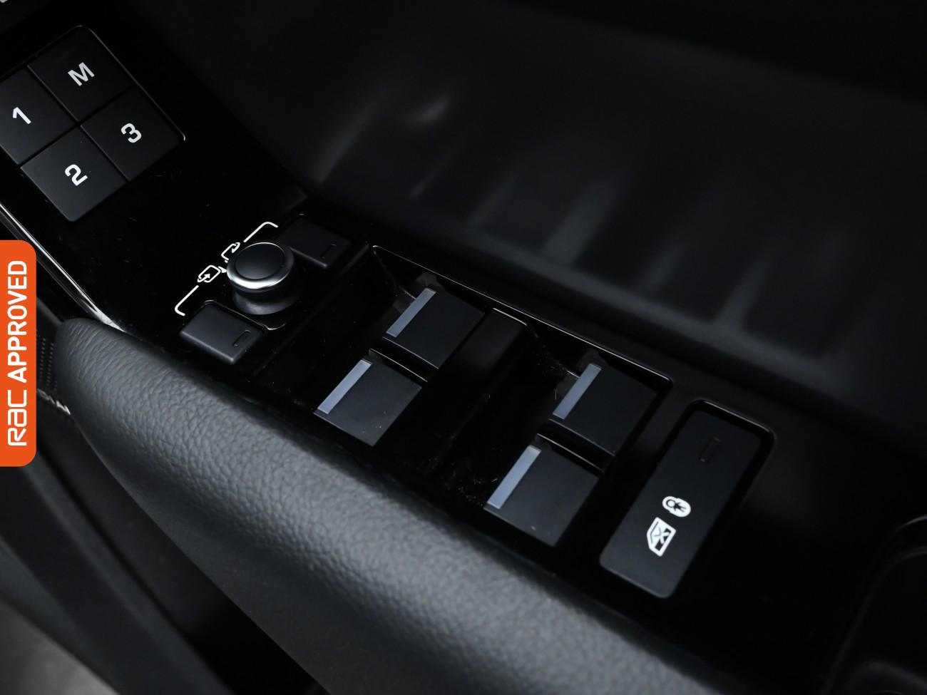 Used Land Rover Range Rover Velar 2021 for sale - 75773810: Photo 27