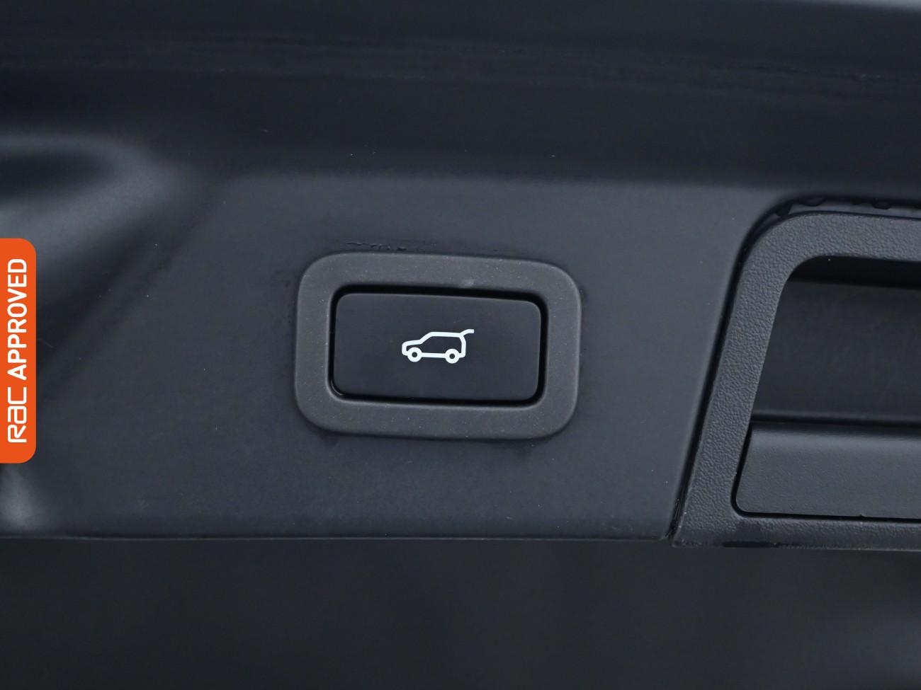 Used Land Rover Range Rover Velar 2021 for sale - 75773810: Photo 29
