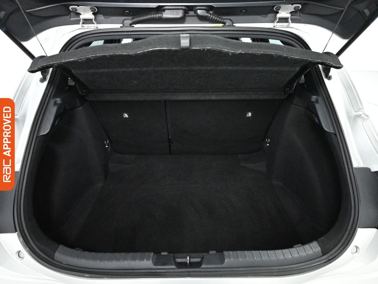 Used Toyota Corolla 2019 for sale - 77872556: Photo 13