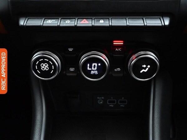 Used Renault Captur 2020 for sale - 75523358: Photo 15