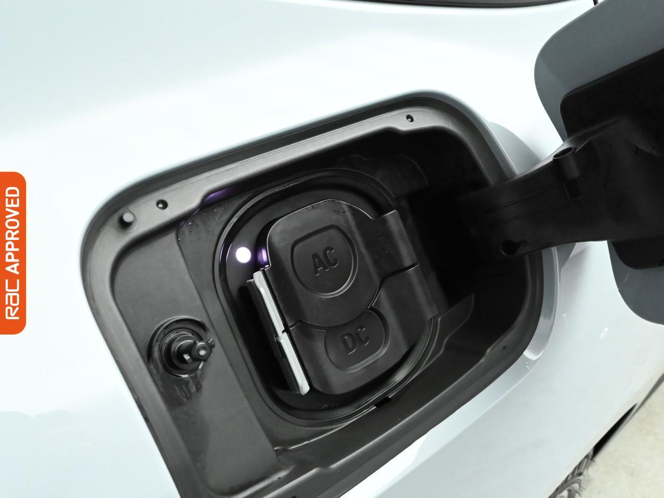 Used BMW i4 2022 for sale - 76723845: Photo 17