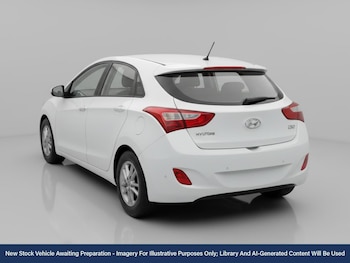 Used Hyundai i30 2017 for sale - 76491176: Photo