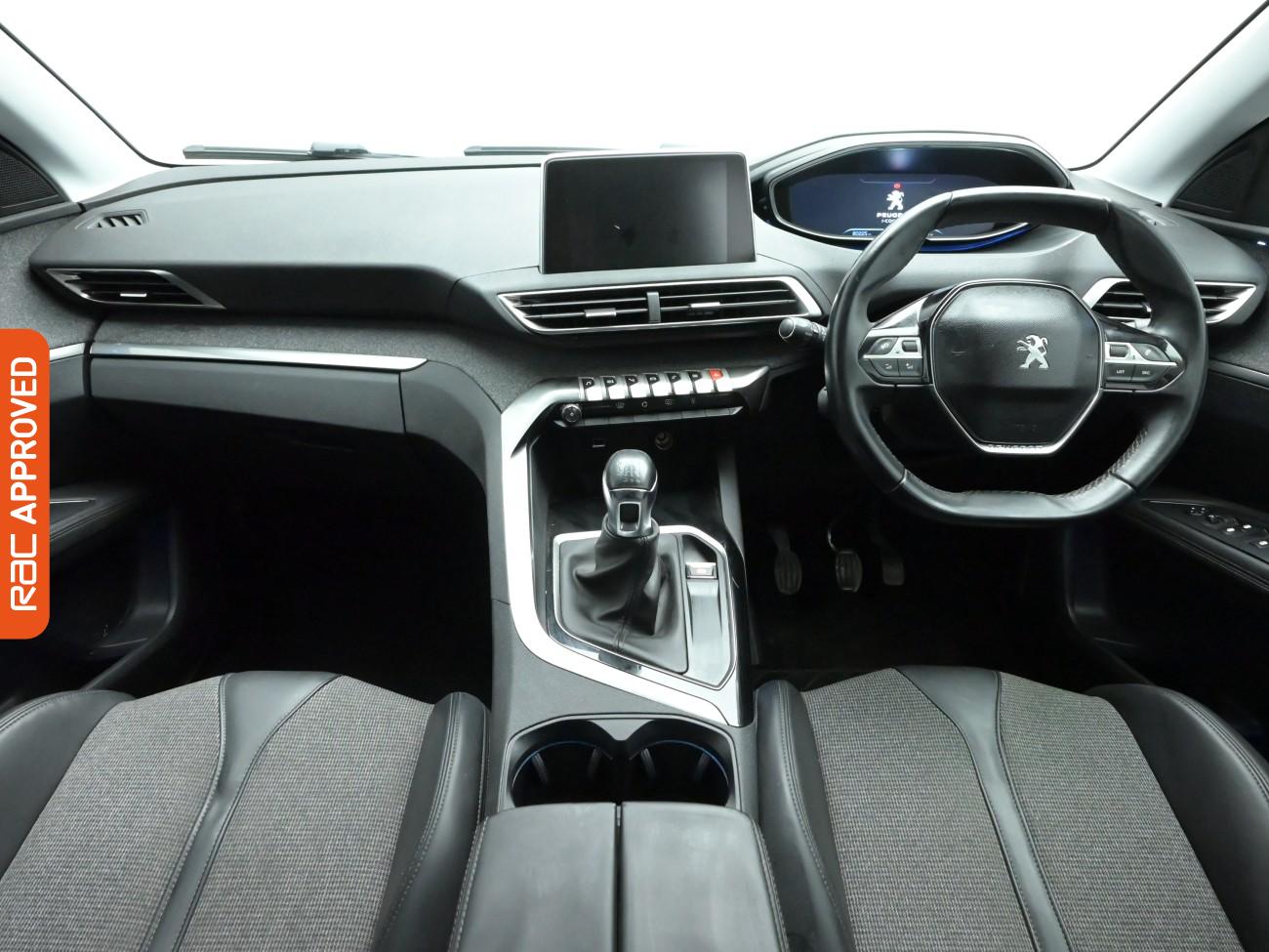 Used Peugeot 3008 2018 for sale - 76896181: Photo 2