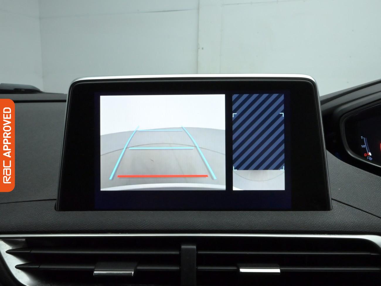 Used Peugeot 3008 2018 for sale - 76896181: Photo 3