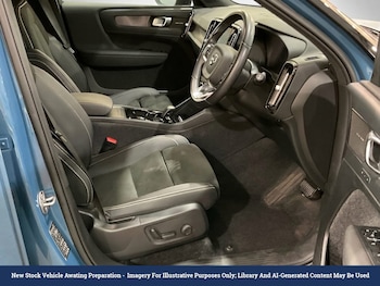 Used Volvo XC40 2023 for sale - 79568398: Photo