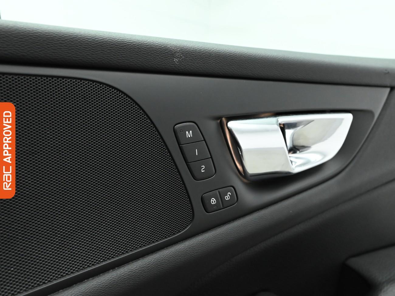 Used Volvo V60 2019 for sale - 77535419: Photo 20