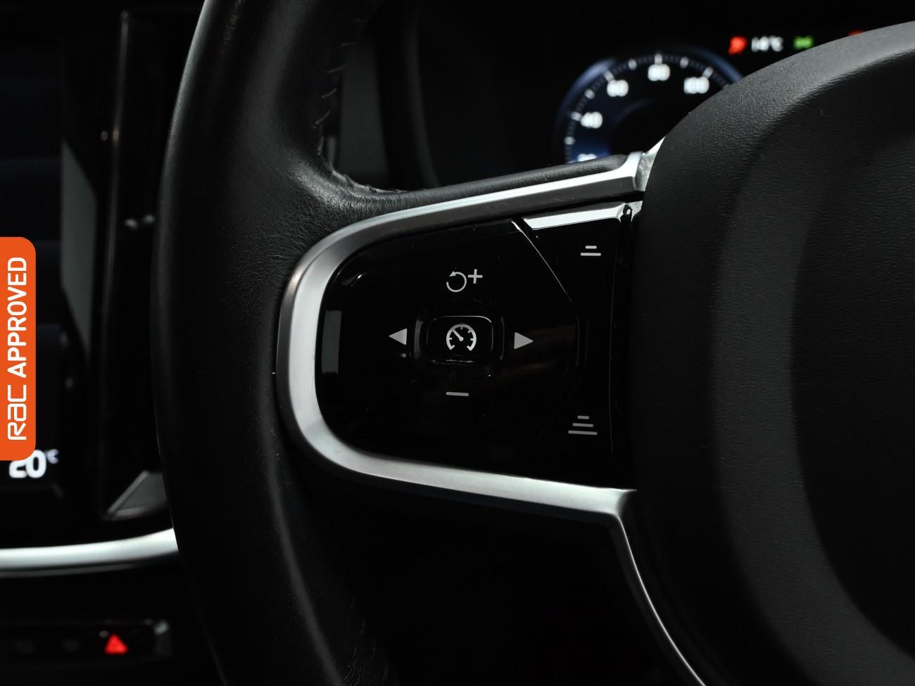 Used Volvo V60 2019 for sale - 77535419: Photo 24