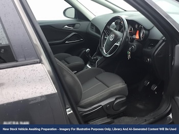 Used Vauxhall Zafira Tourer 2015 for sale - 76878289: Photo