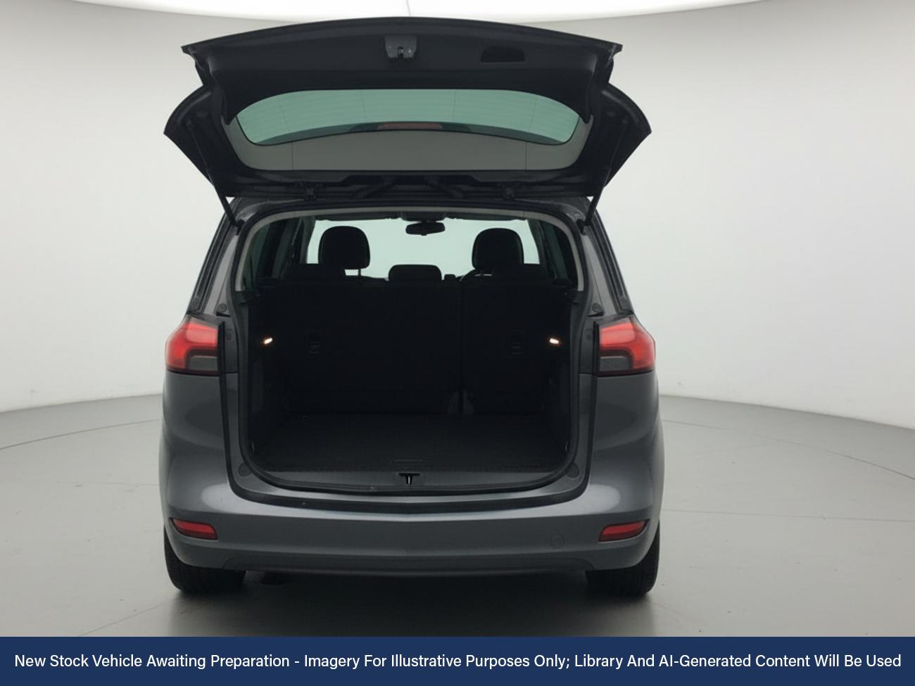 Used Vauxhall Zafira Tourer 2015 for sale - 76878289: Photo 4