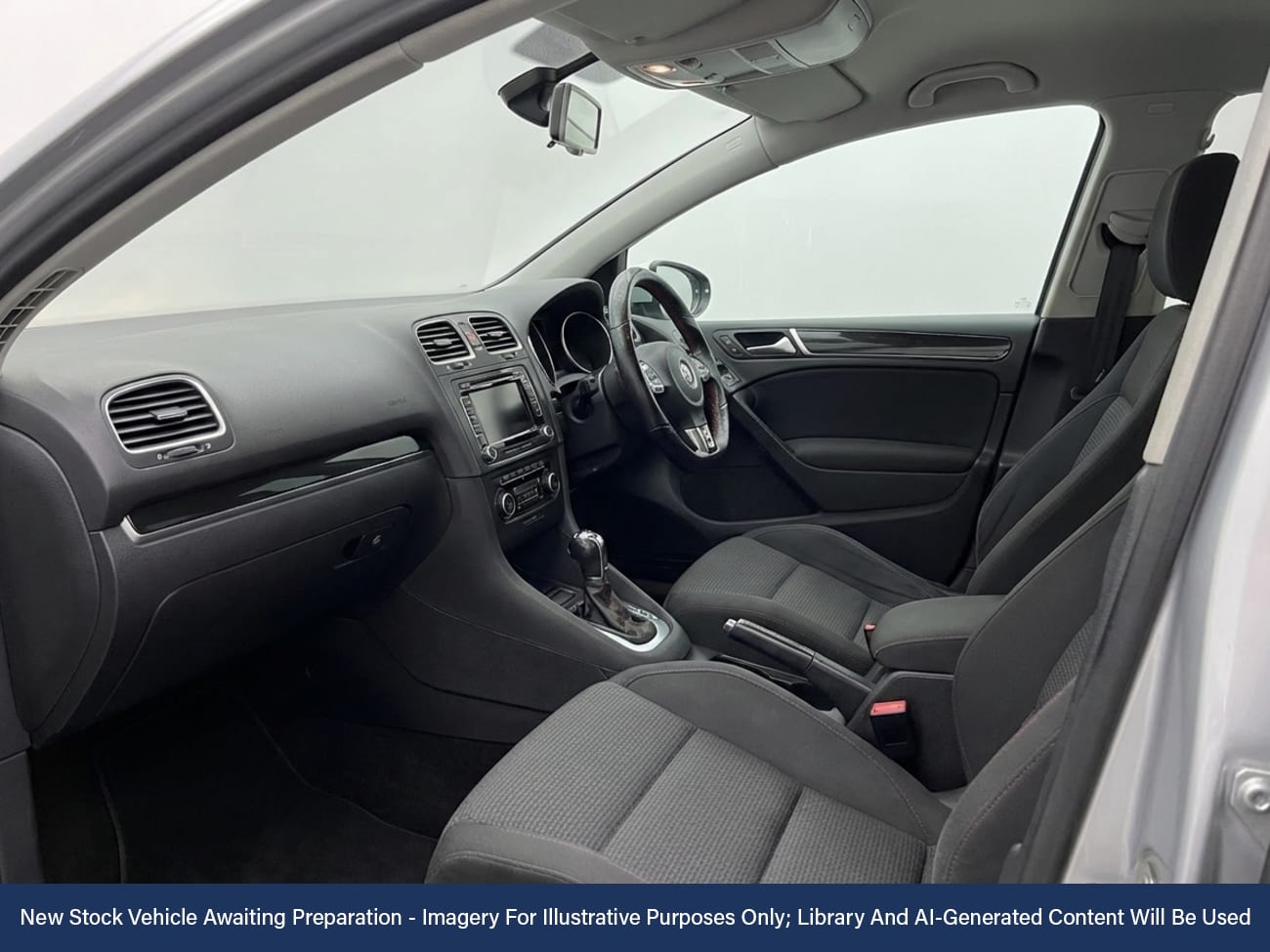 Used Volkswagen Golf 2011 for sale - 78189761: Photo 3